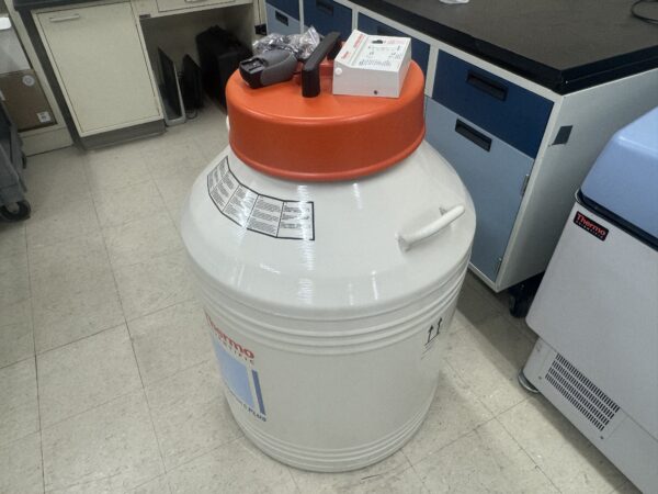 Thermo Scientific 175 L Liquid Nitrogen Dewar - Image 9