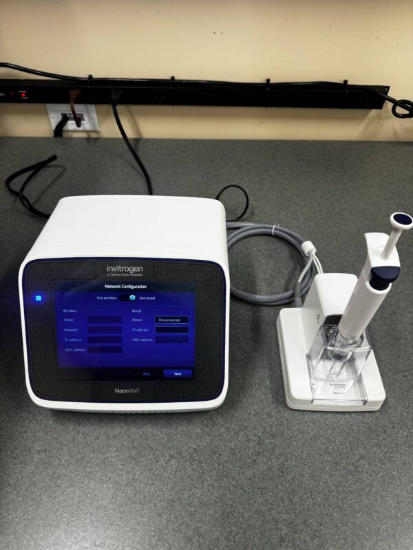 Thermo Scientific Neon NxT Electroporation System - Image 7