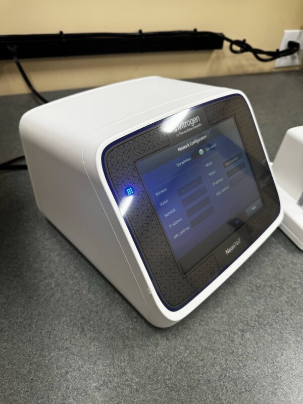 Thermo Scientific Neon NxT Electroporation System - Image 5