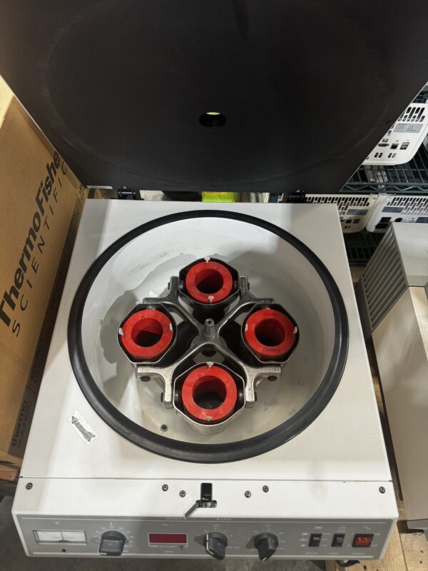 Beckman Allegra 6KR Refrigerated Knee-Well Centrifuge with GH 3.7 Rotor - Image 4