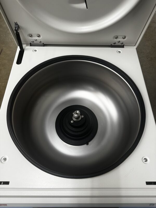 Thermo Scientific Sorvall 4510 ST 40 Benchtop Centrifuge - Image 7