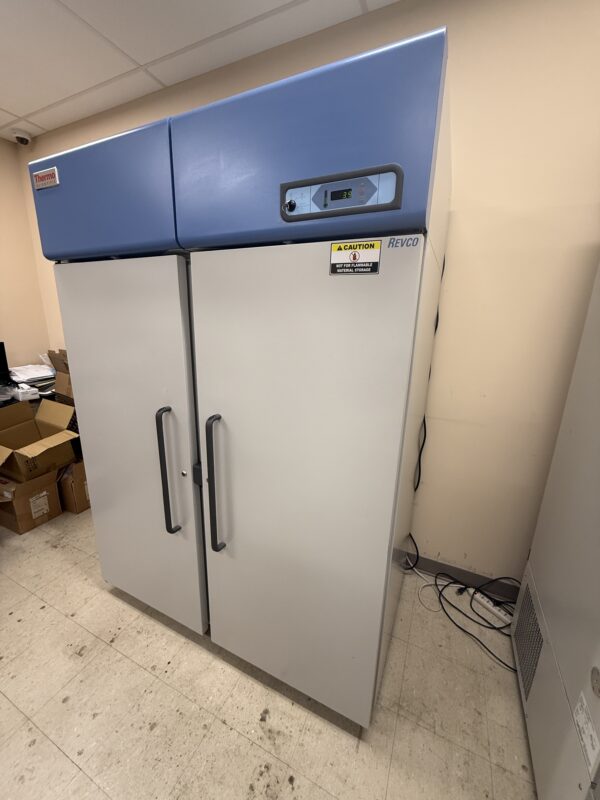 Thermo Scientific Revco REL5004A -4°C Refrigerator REL 51.1-cu ft | 1447L - Image 4